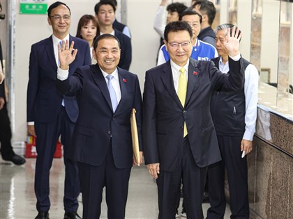 趙少康任侯友宜副手 學者：兩岸政策更清晰助爭取深藍歸隊