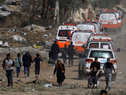 以色列哈瑪斯暫時停火 61卡車抵加薩北部送救命物資
