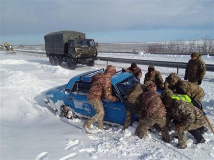 戰爭又逢天災 風暴侵襲烏克蘭釀10死23傷