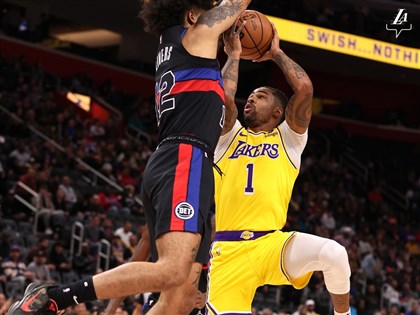 NBA湖人羅素飆本季新高35分 活塞15連敗寫隊史[影]