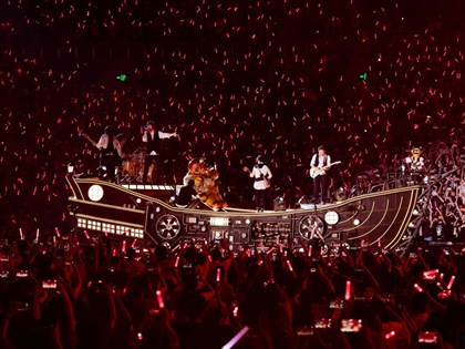 五月天遭疑假唱 12/7全程直播巴黎演唱會邀民眾見證