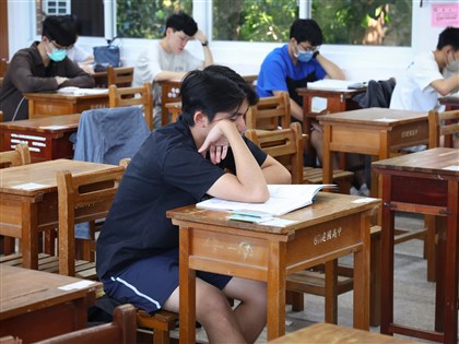 台灣學生PISA、ICCS國際評比表現優異 潘文忠歸功108課綱