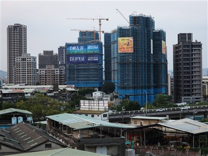 囤房稅2.0建商餘屋擬採級距課徵 逾5年稅率達4.8%