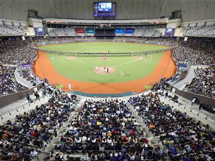 亞錦賽10日決賽 大巨蛋加開4700內野座位估2.2萬人進場