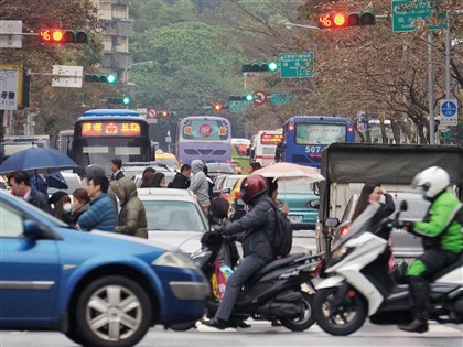 柯文哲談進內湖車輛收費 北市：強硬管制難執行