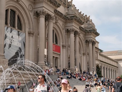 10餘件館藏為盜賣古物 美大都會博物館歸還柬埔寨