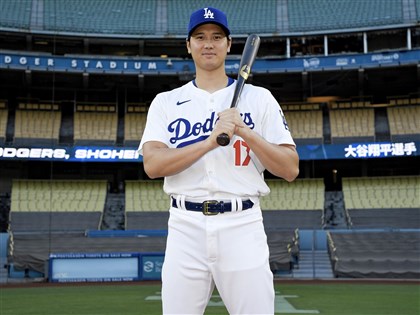 大谷翔平強打獲頒漢克阿倫獎 亞洲選手第一人