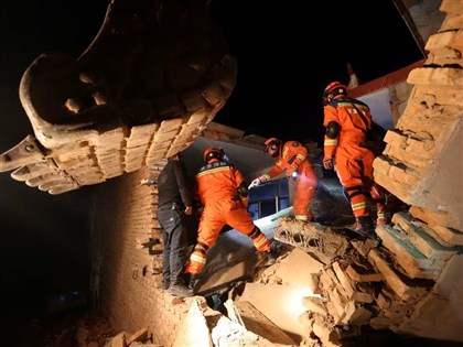 中國甘肅6.2強震逾百死 專家分析房屋抗震差等3因素釀嚴重傷亡