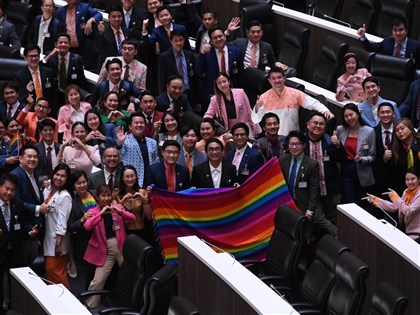 泰國眾院一讀通過同婚草案 總理賽塔：踏出改變第一步