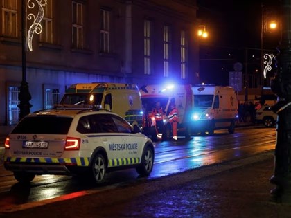 捷克校園槍擊案14死25傷 凶嫌槍殺父親後到校作案