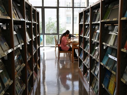 中國失業青年不在數據中 都躲在圖書館裡