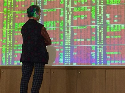 AI與中小型股助攻 台股反彈收漲79點終止連2黑