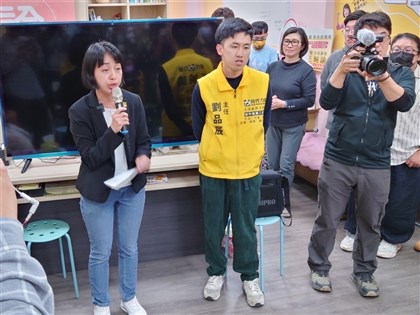 時代力量立院席次掛零 王婉諭致歉率決策委員總辭