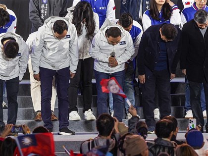 侯友宜承認敗選：沒有完成政黨輪替 我讓大家失望了[影]