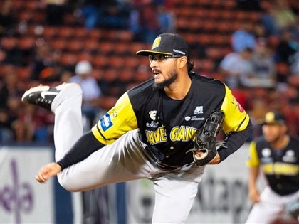 富邦悍將簽新洋投 具美職大聯盟資歷羅戈2月抵台