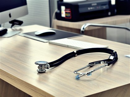 慢性病等5類7/1起開放線上看病 247萬人受惠