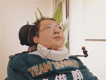 賀瓏夜夜秀來賓指身障者造勢煽情 陳俊翰：中國嘲笑台灣選舉很荒謬