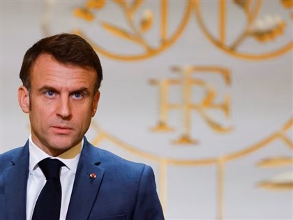 馬克宏催生遭轟放過女性子宮 專家：少子問題在平權