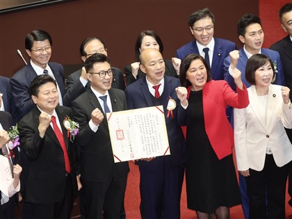 立法院長副院長選舉藍綠票票入匭、白第二輪棄權 韓國瑜江啟臣掌新國會