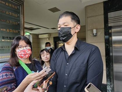 早安世界》台灣旅客遊越南富國島遭丟包 年代旅遊：全權負責