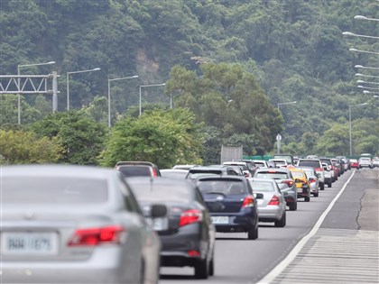 初五返工車潮 估國1國5北向上午3路段壅塞