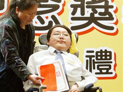 罕病鬥士陳俊翰驟逝 鄰里不捨：他充滿生命力