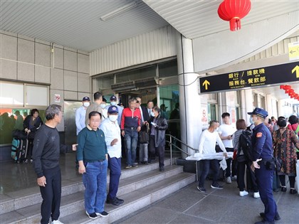 中國快艇案家屬抵金門 盼盡快見到親人處理後事