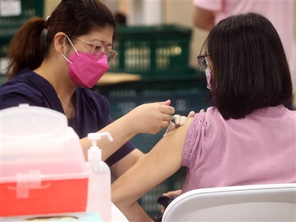 早安世界》流感疫情估3月初前再起 3/5起開放全民公費打疫苗