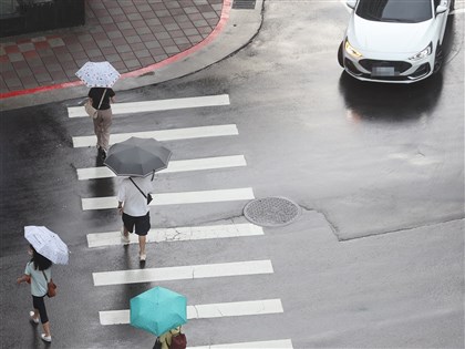 112年交通事故死亡降1.3% 行人及酒駕歷年最低