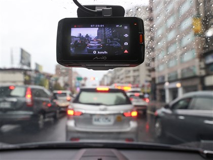 1200元以下輕微違規不得檢舉 一篇了解交通記點新規定 