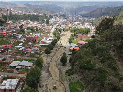 玻利維亞豪雨成災 首都拉巴斯進入緊急狀態
