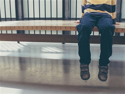 政委：加強監督孩童收出養前家外安置 擬增訪視頻率