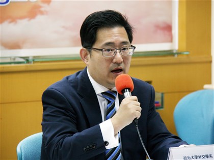 韓國瑜：尊重民主基金會改任期程 邀盧業中任執行長