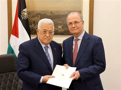 阿巴斯應國際要求推動巴勒斯坦自治政府改革 任命新總理穆斯塔法