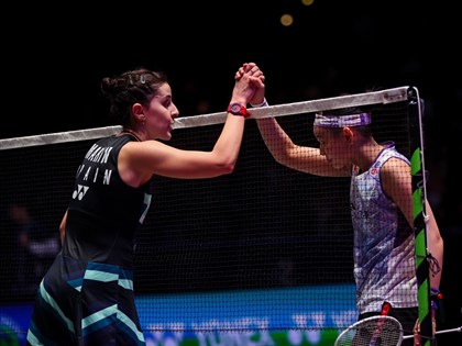 戴資穎因閃光燈暫停發球引瑪琳抱怨 笑稱「還沒習慣她的習慣」