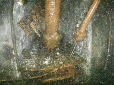 微型無人機深入福島反應爐基座 曝光內部設備移位材料變形