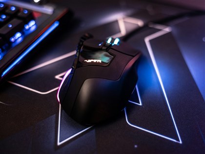 Apex英雄電競選手稱香港台灣為國家 遭中國戰隊開除