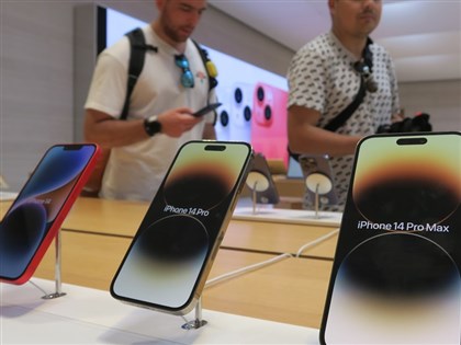 美司法部提訴訟 控告蘋果壟斷智慧型手機市場