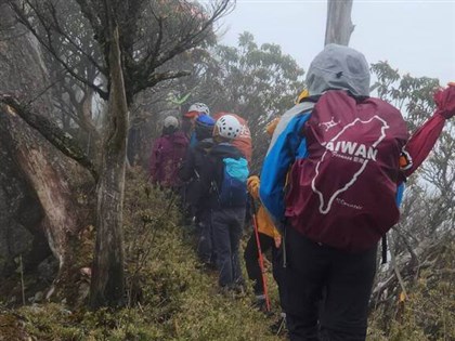山友爬六順山脫隊失聯 躲樹洞未進食只喝水捱過5天