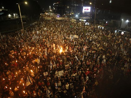 以色列連3天反政府示威 數千民眾要尼坦雅胡下台