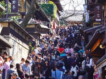 訪日旅客2023年消費額首度逾兆元 台灣居冠