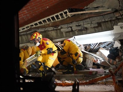 花蓮地震天王星大樓受困女子罹難 遭樓板及配電箱重壓人工清理難