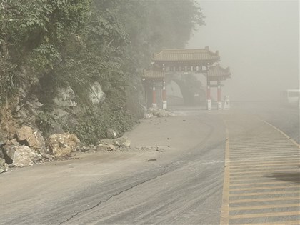 花蓮7.2地震 鯉魚潭潭北步道、十八羅漢山保護區等宜花東景點封閉