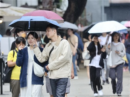 鋒面報到7日起各地防雨 9日水氣減少北部轉涼