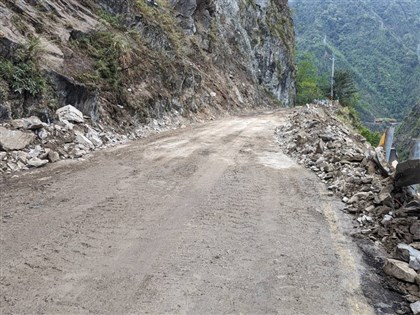 花蓮強震受阻省道全搶通 中橫蘇花限時段通行