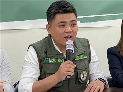 民進黨竹市黨部主委被控性騷 陳建名否認騷擾強吻為酒後失態致歉