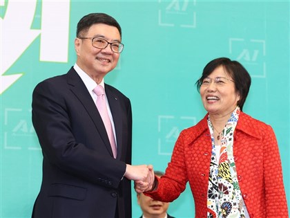 劉世芳重返政壇掌天下第一部 行政立法資歷30年