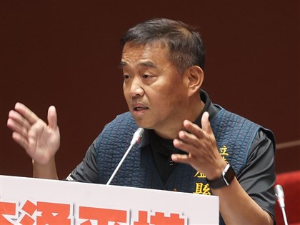 訪中缺席院會卻表決年改修法復議案 盧縣一：對投票紀錄一無所悉