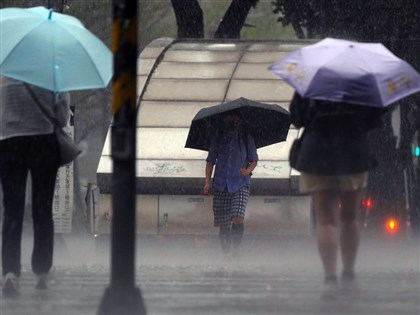 大雨特報留意強陣風 氣象專家：主要雷雨區在新北台北