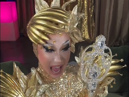 美國魯保羅變裝秀奪冠 妮妃雅：這是送給台灣的禮物